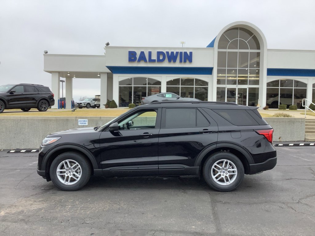 New 2026 Ford Explorer Active w/ Active Comfort Package image 4