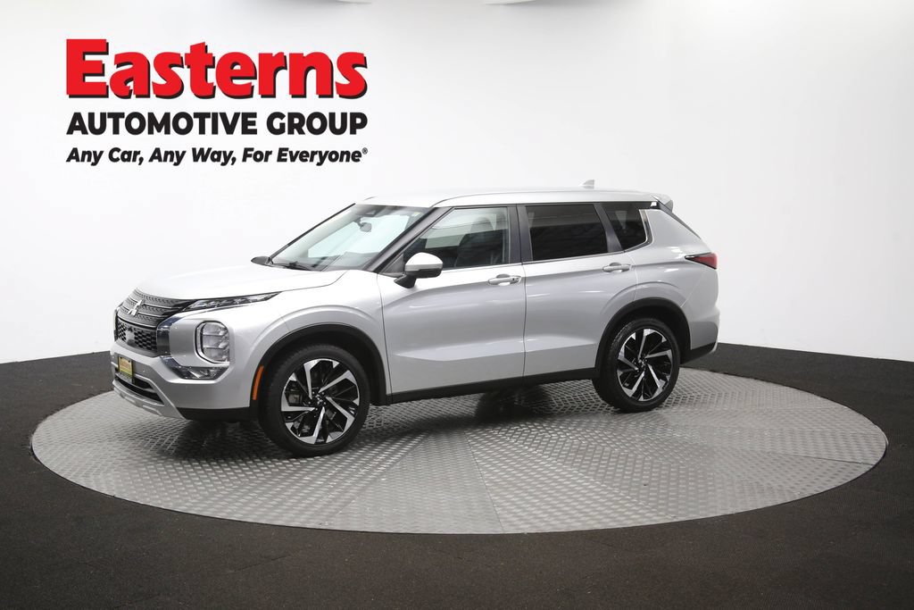 Used 2024 Mitsubishi Outlander SE FWD image 57