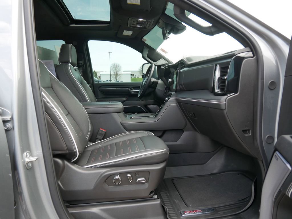 Used 2025 GMC Sierra 2500 AT4X AWD/4WD image 14