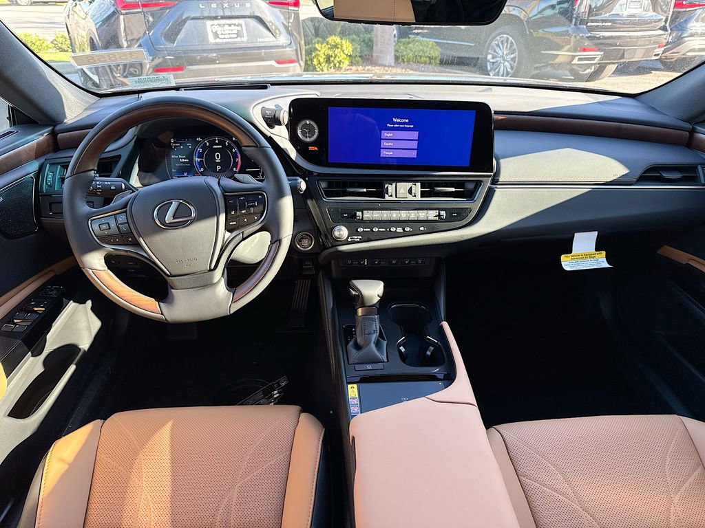 New 2025 Lexus ES 350 Ultra Luxury image 24