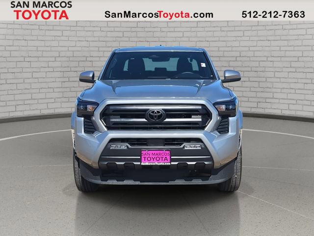 Used 2025 Toyota Tacoma SR5 image 2
