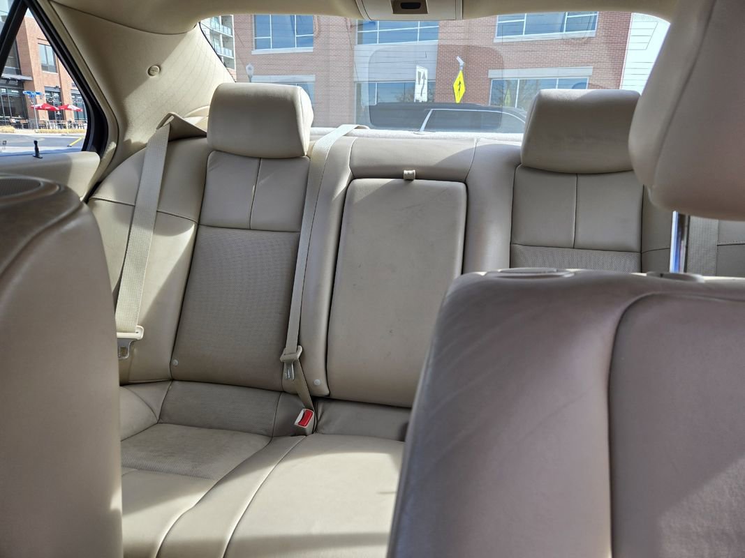 Used 2009 Cadillac STS AWD w/ AWD Preferred Equipment Group image 17