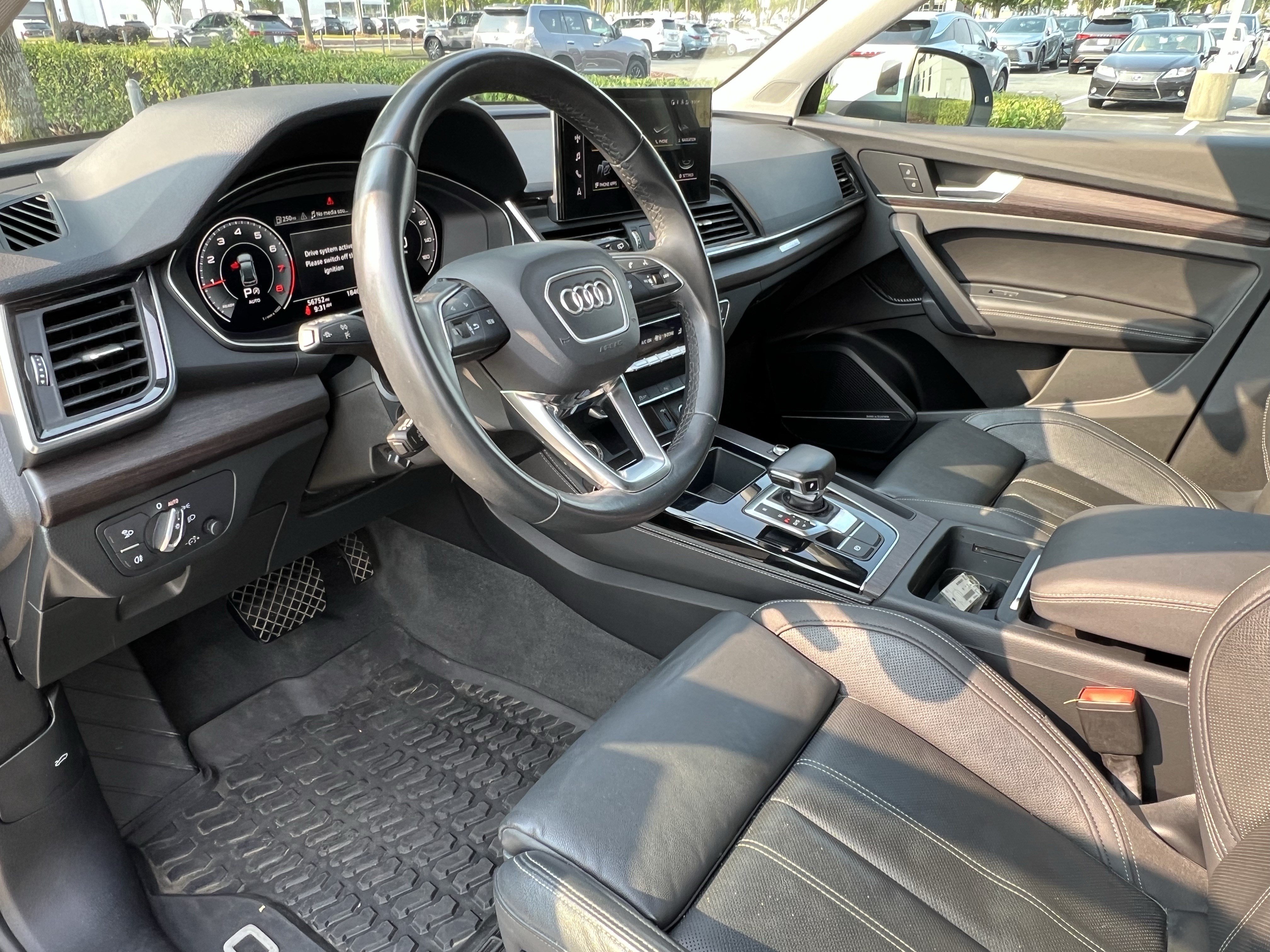 Used 2022 Audi Q5 2.0T Premium Plus w/ Premium Plus Package AWD/4WD image 14