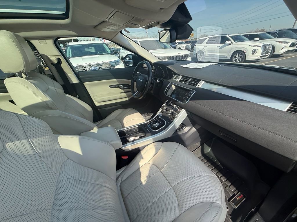 Used 2016 Land Rover Range Rover Evoque HSE image 25