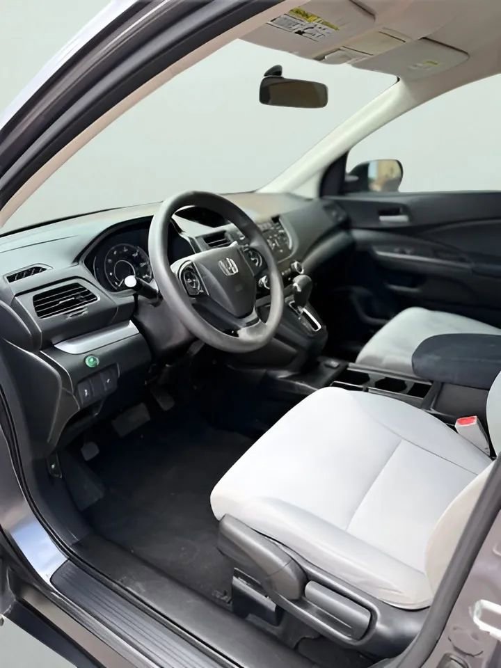 Used 2015 Honda CR-V LX image 15
