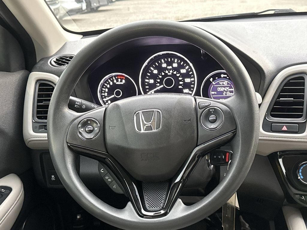 Used 2019 Honda HR-V LX image 11