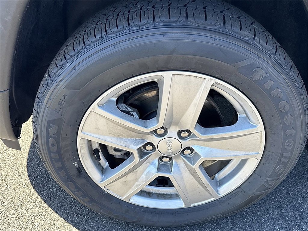 Used 2022 Jeep Compass Latitude image 14