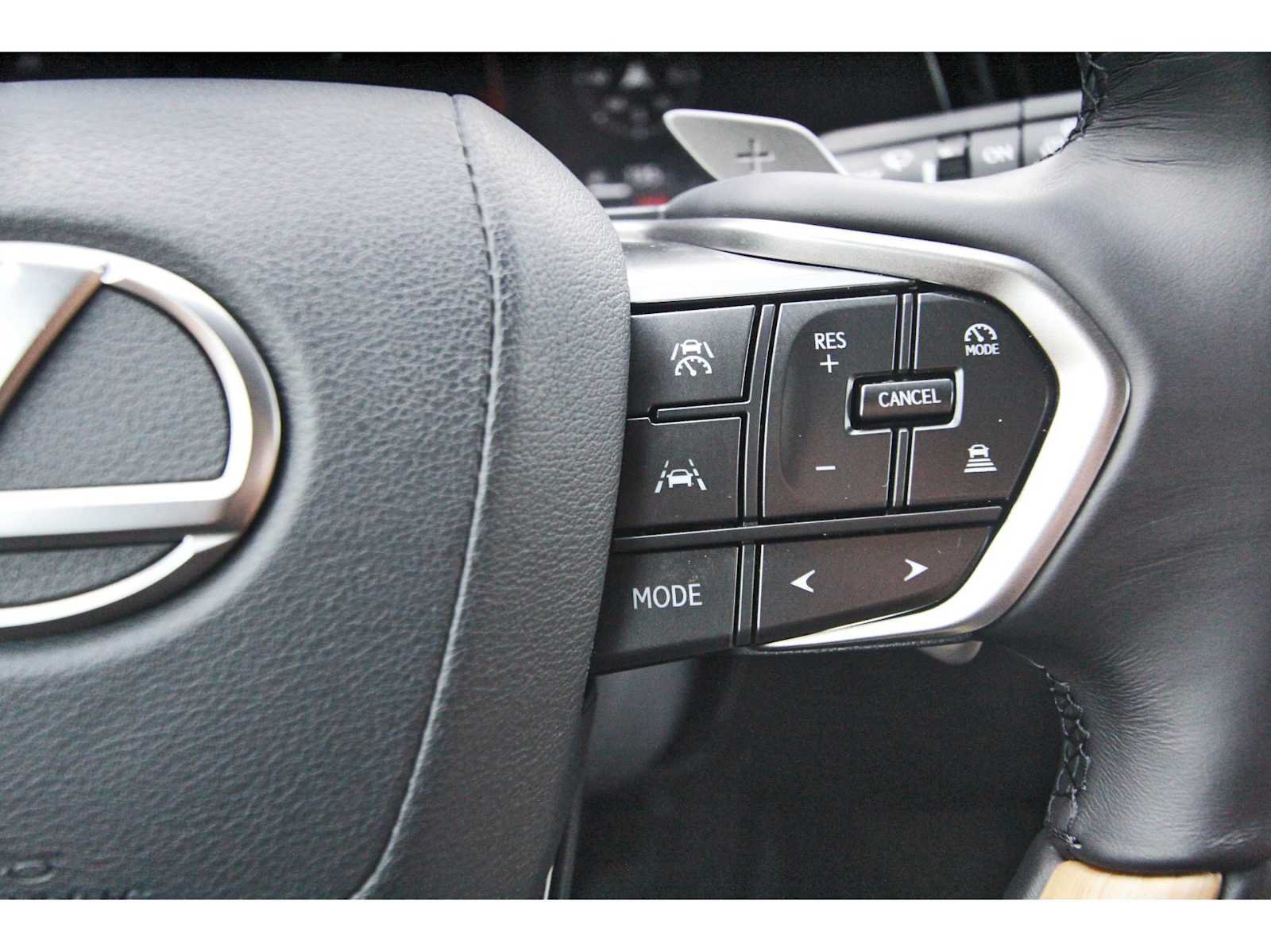 Used 2025 Lexus RX 350 Premium Plus FWD image 16
