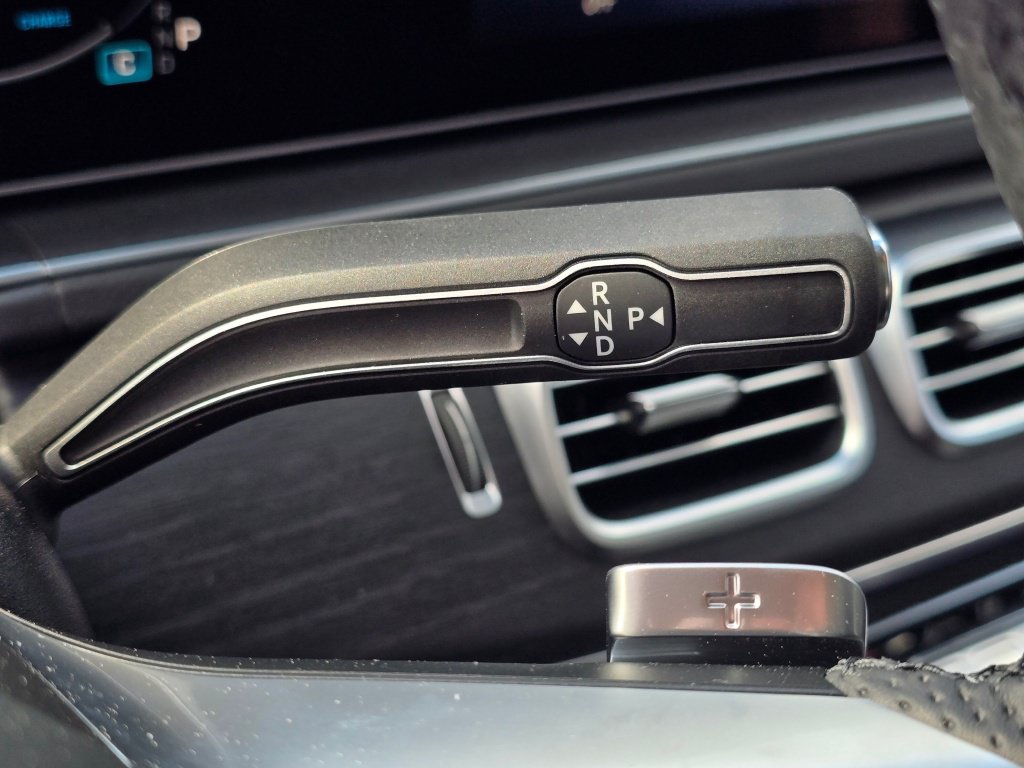 New 2026 Mercedes-Benz GLS 450 4MATIC image 16
