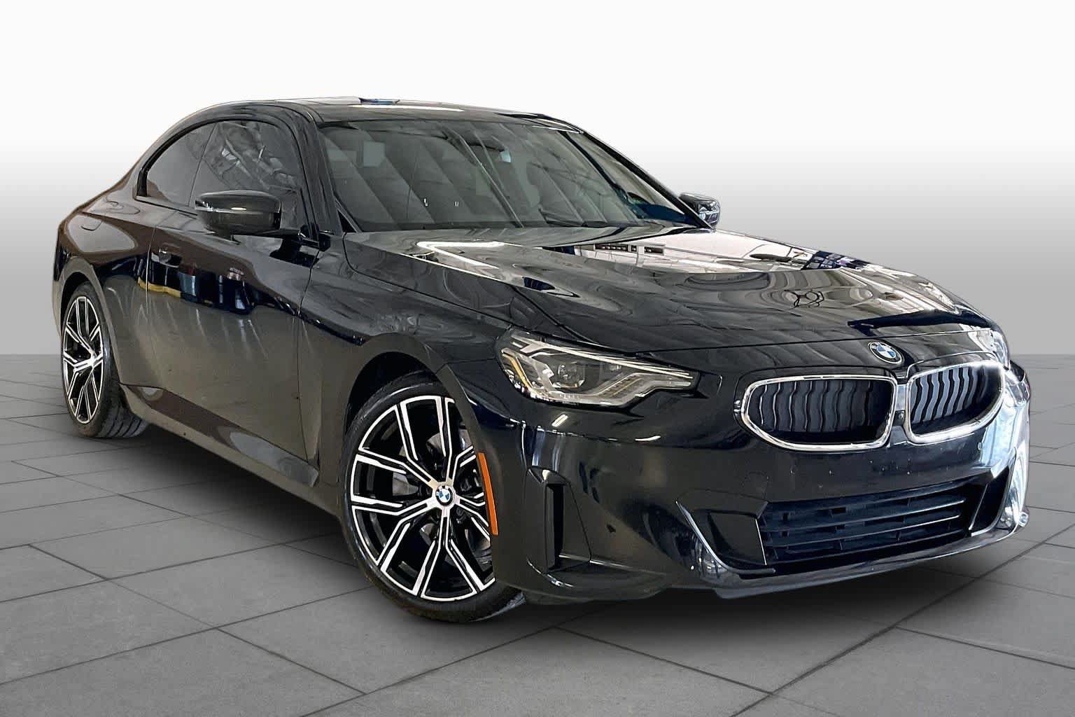 Used 2024 BMW 230i Coupe w/ Premium Package RWD image 2