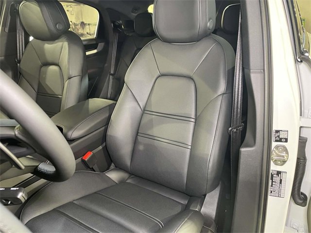 New 2026 Porsche Cayenne E-Hybrid Coupe image 5