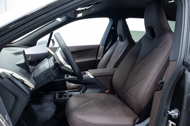 New 2026 BMW iX xDrive45 image 23