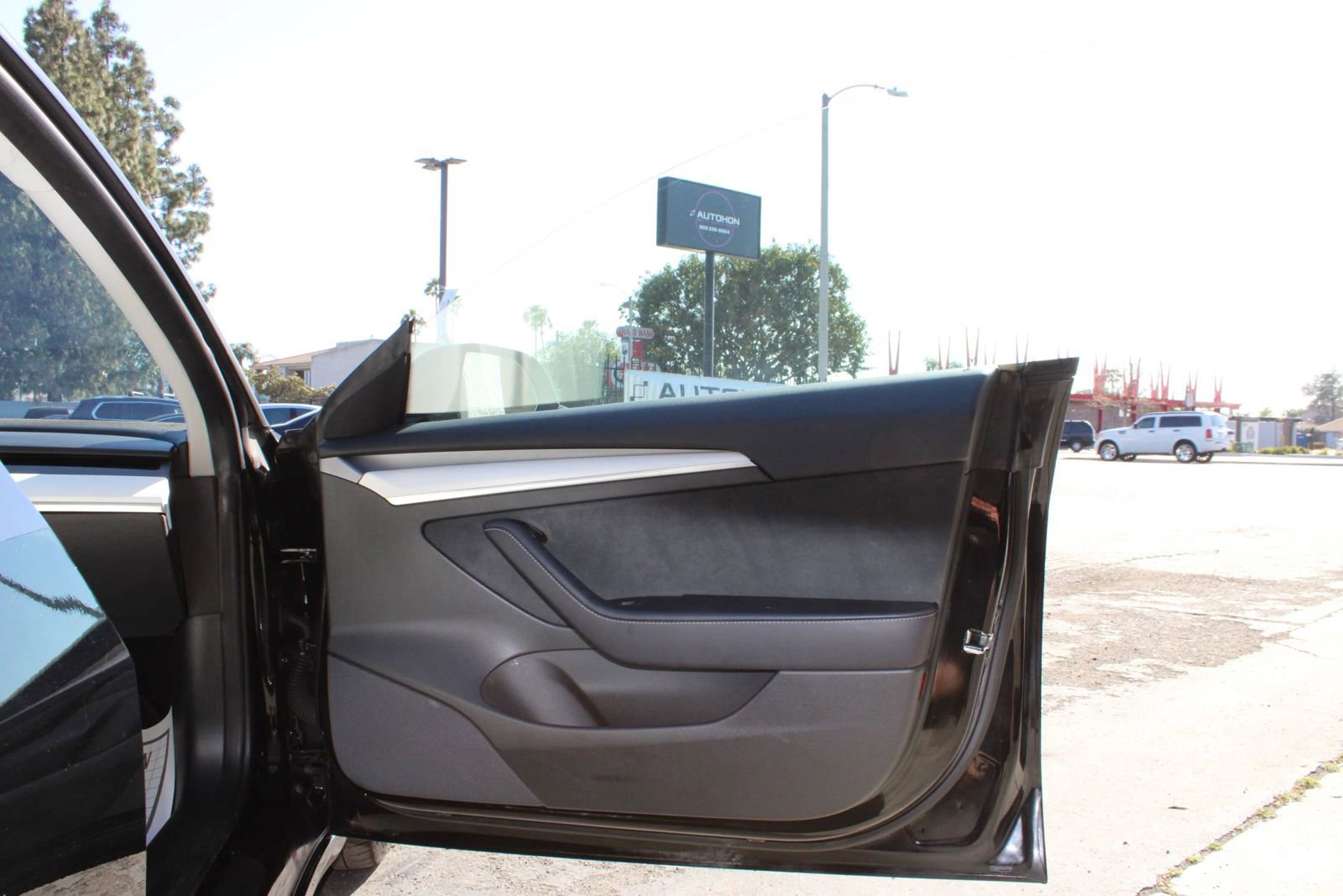 Used 2022 Tesla Model 3 Performance image 12