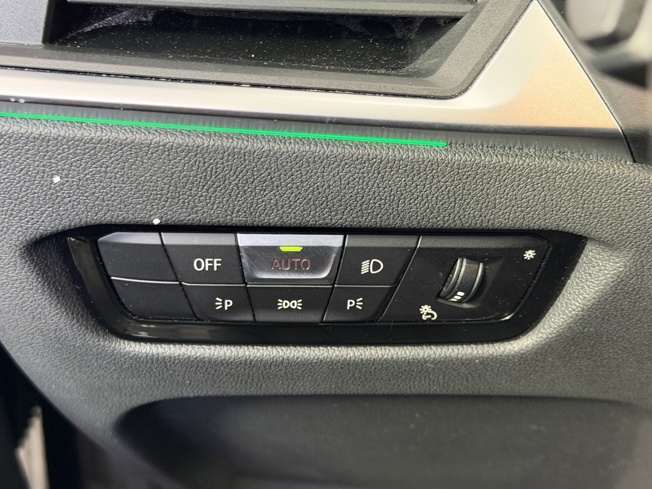 Used 2023 BMW i4 eDrive35 w/ Premium Package image 18