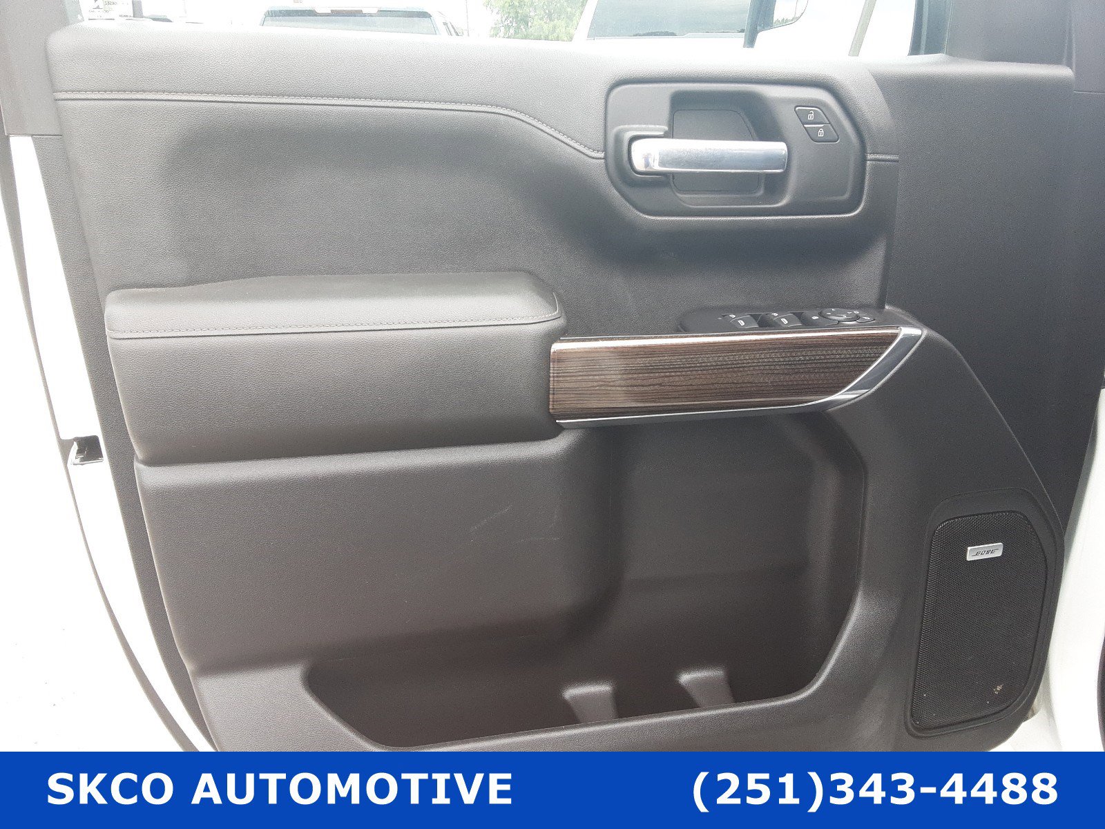 Used 2021 Chevrolet Silverado 1500 LT Trail Boss w/ Convenience Package II image 12