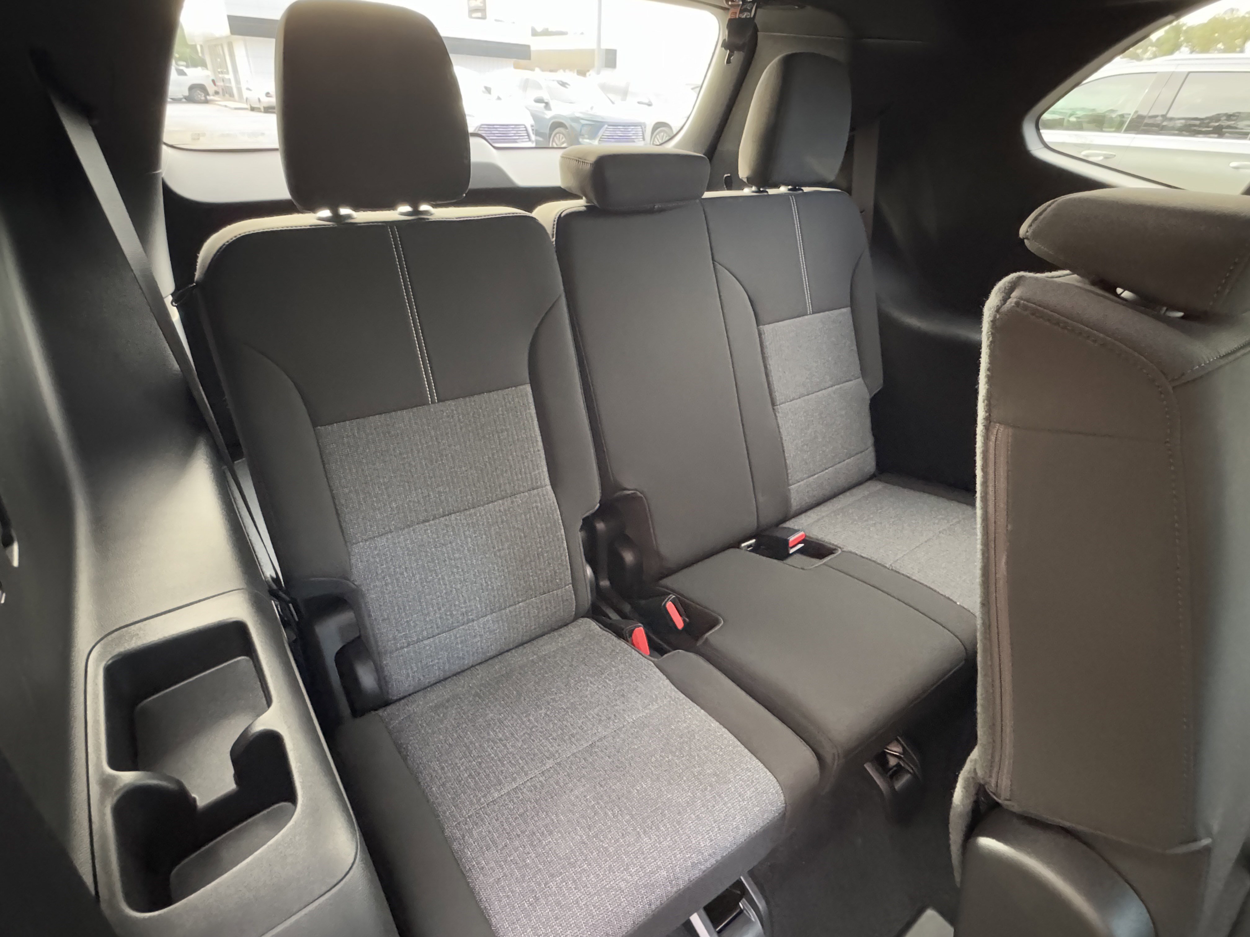 New 2026 GMC Acadia Elevation image 18