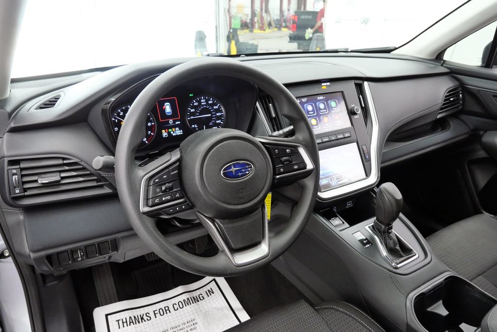 Used 2024 Subaru Outback AWD/4WD image 11