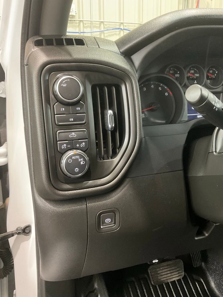 Used 2022 Chevrolet Silverado 2500 W/T w/ WT Convenience Package image 8