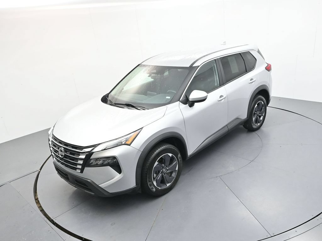 Used 2024 Nissan Rogue SV FWD image 24