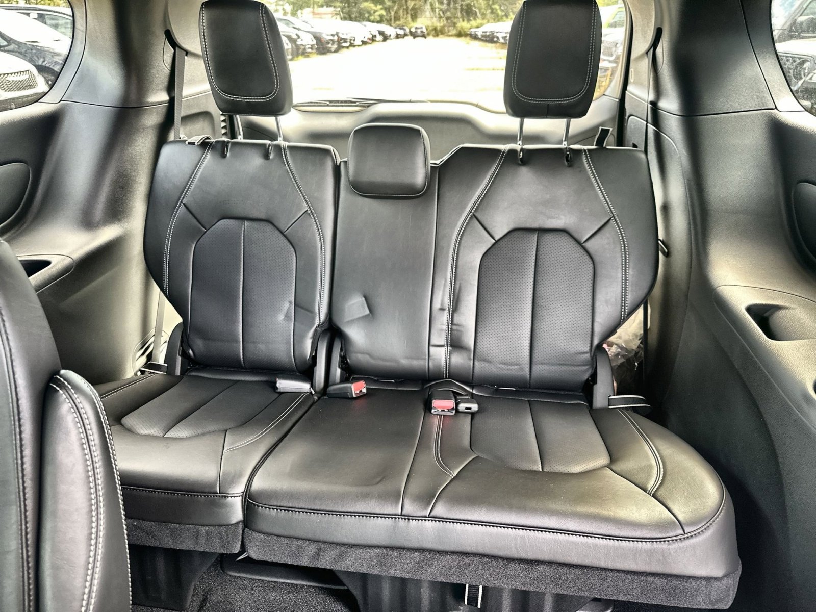 New 2026 Chrysler Voyager LX image 24