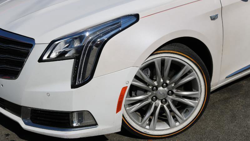 Used 2018 Cadillac XTS Luxury image 4