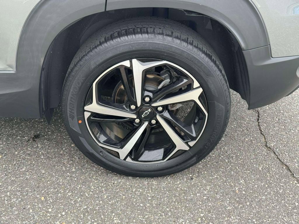 Used 2022 Chevrolet TrailBlazer RS FWD image 11