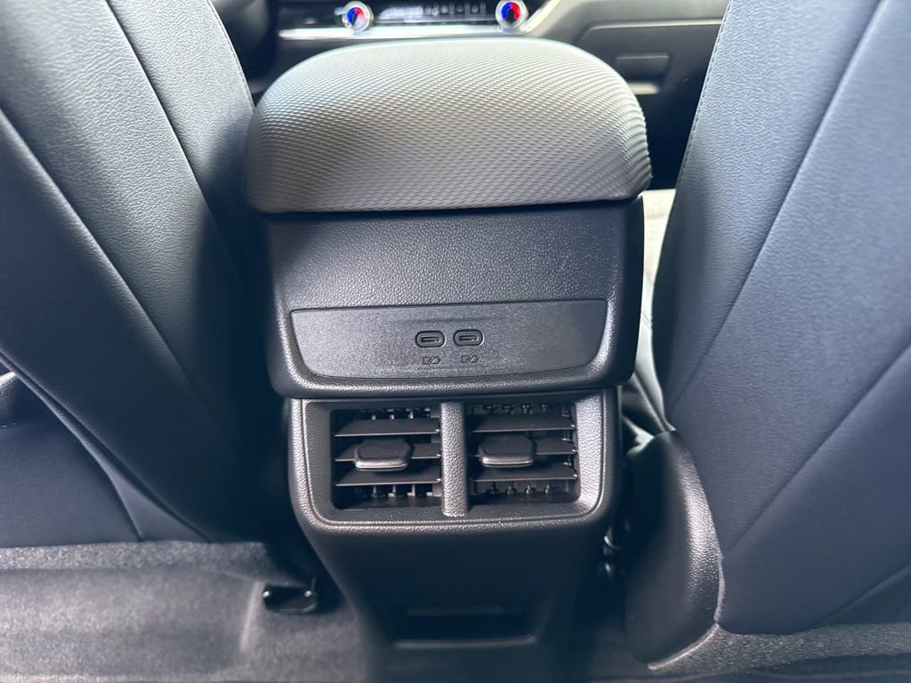 New 2026 Chevrolet Equinox LT w/ Convenience Package II image 12