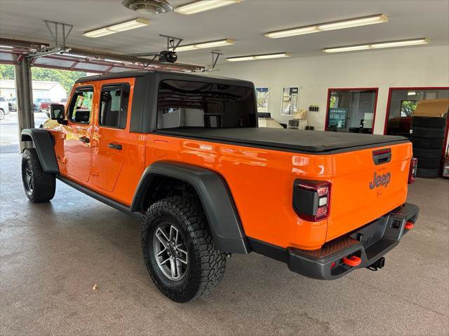 Certified 2025 Jeep Gladiator Mojave w/ Convenience Group AWD/4WD image 19