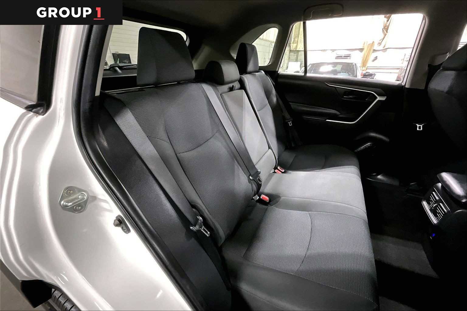 Used 2023 Toyota RAV4 LE FWD image 20