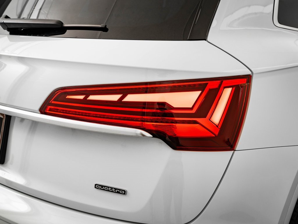 Certified 2023 Audi Q5 2.0T Premium Plus w/ Premium Plus Package image 16