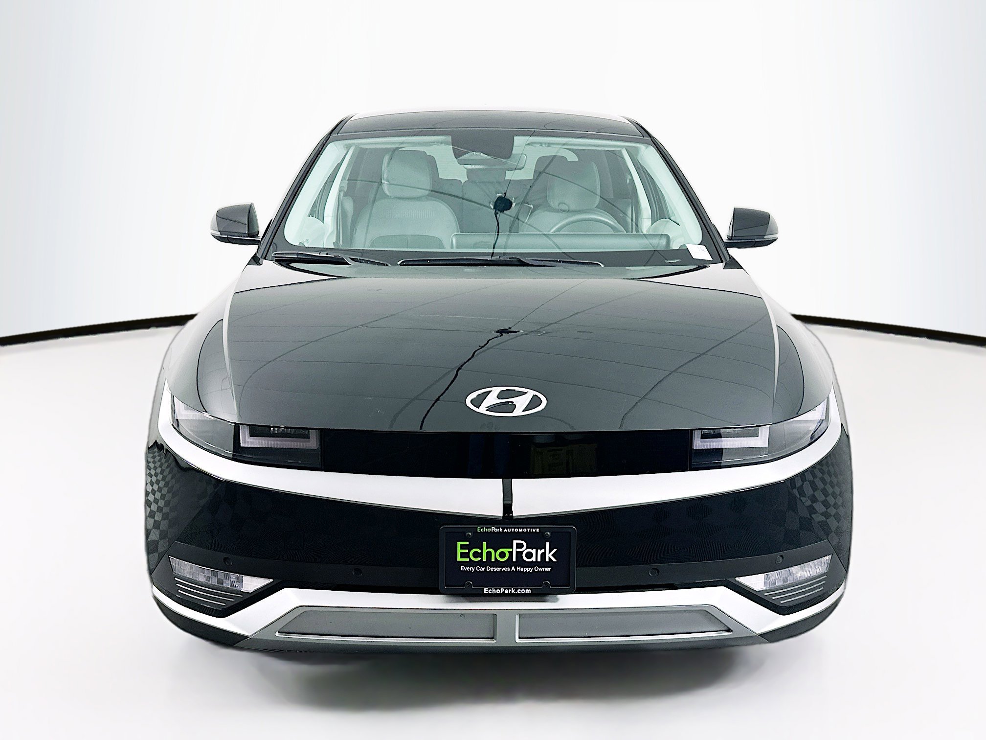 Used 2024 Hyundai Ioniq 5 SEL image 2