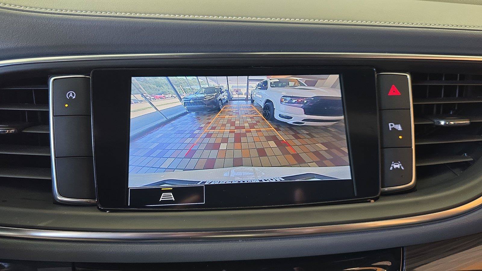Used 2024 Buick Enclave Essence FWD image 22