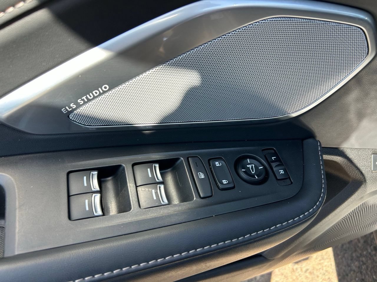 Used 2022 Acura RDX FWD w/ Technology Package image 32