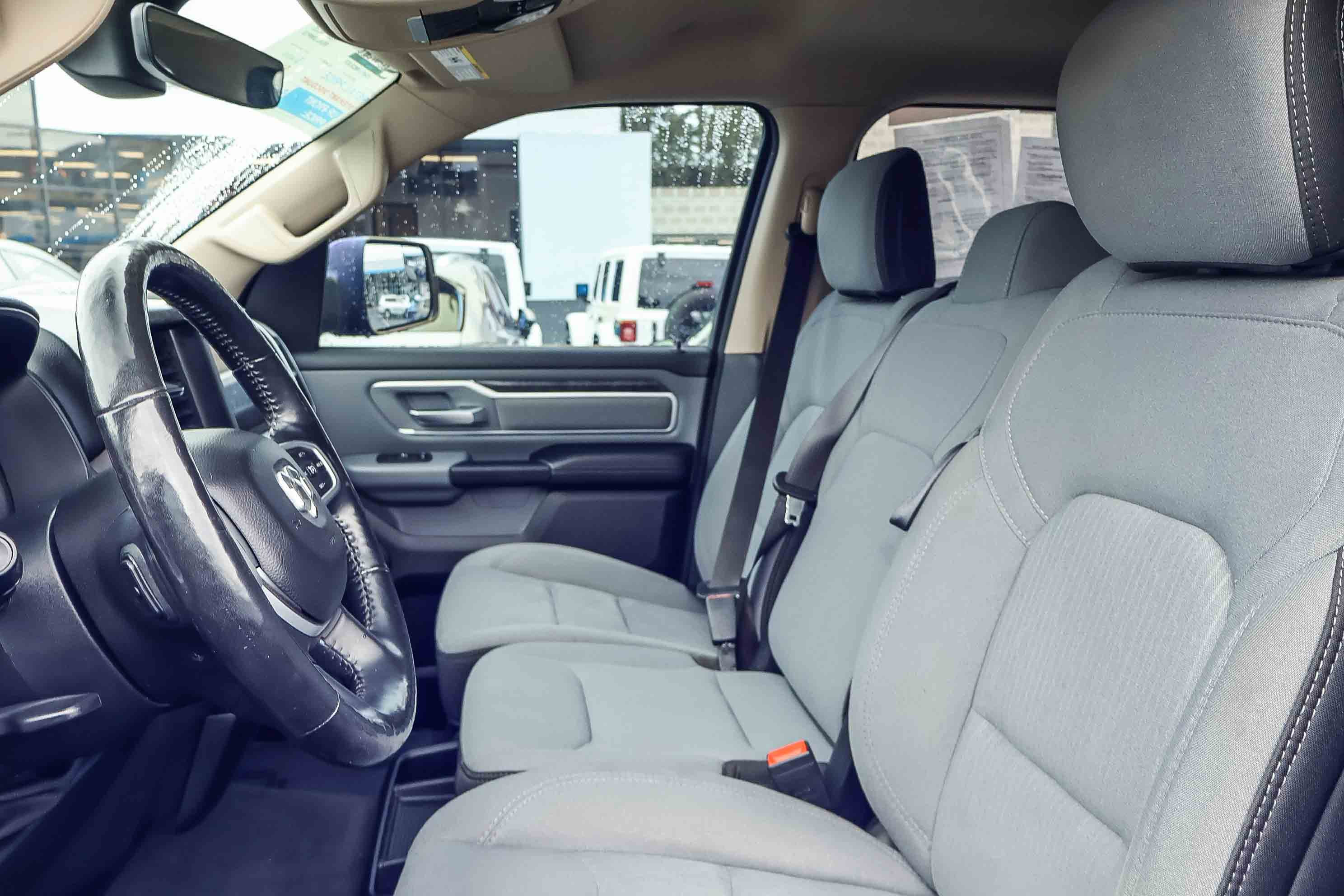 Used 2020 RAM 1500 Big Horn image 13