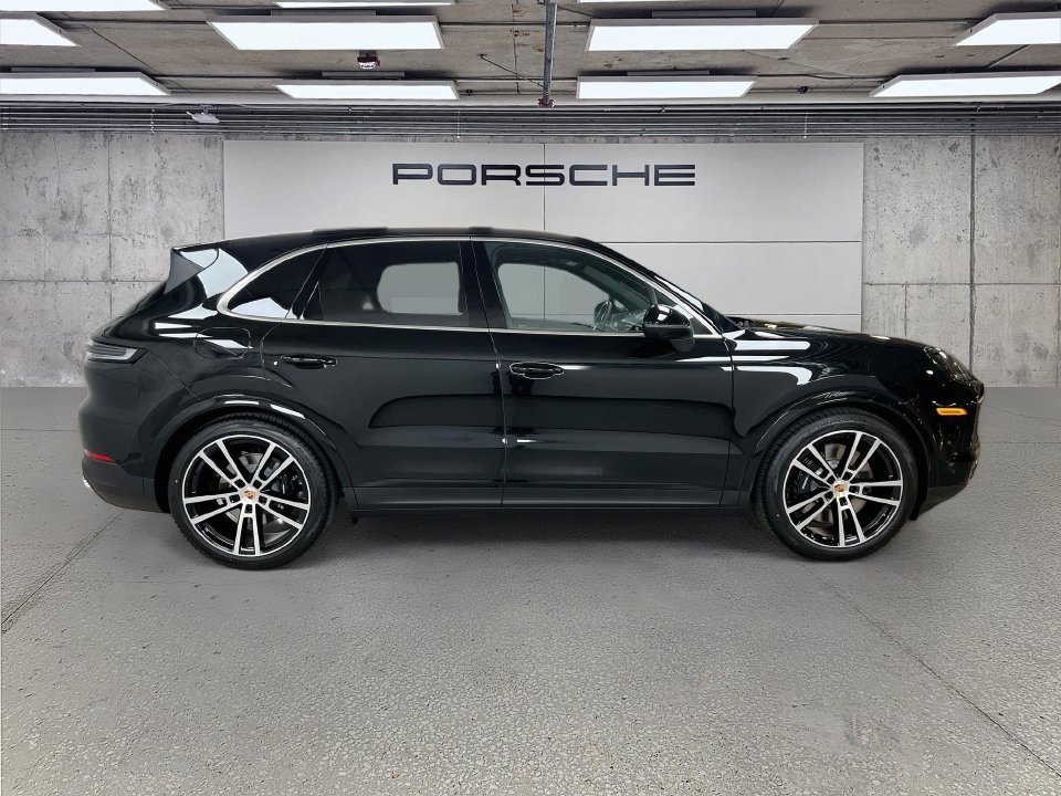 New 2026 Porsche Cayenne S AWD/4WD image 8