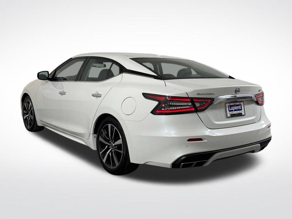 Used 2023 Nissan Maxima SV w/ Floor Mat Group FWD image 9