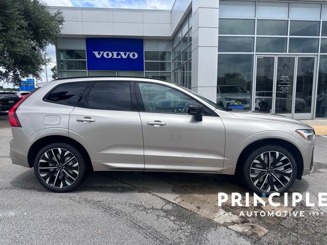 Certified 2026 Volvo XC60 T8 Ultra w/ Climate Package AWD/4WD image 12