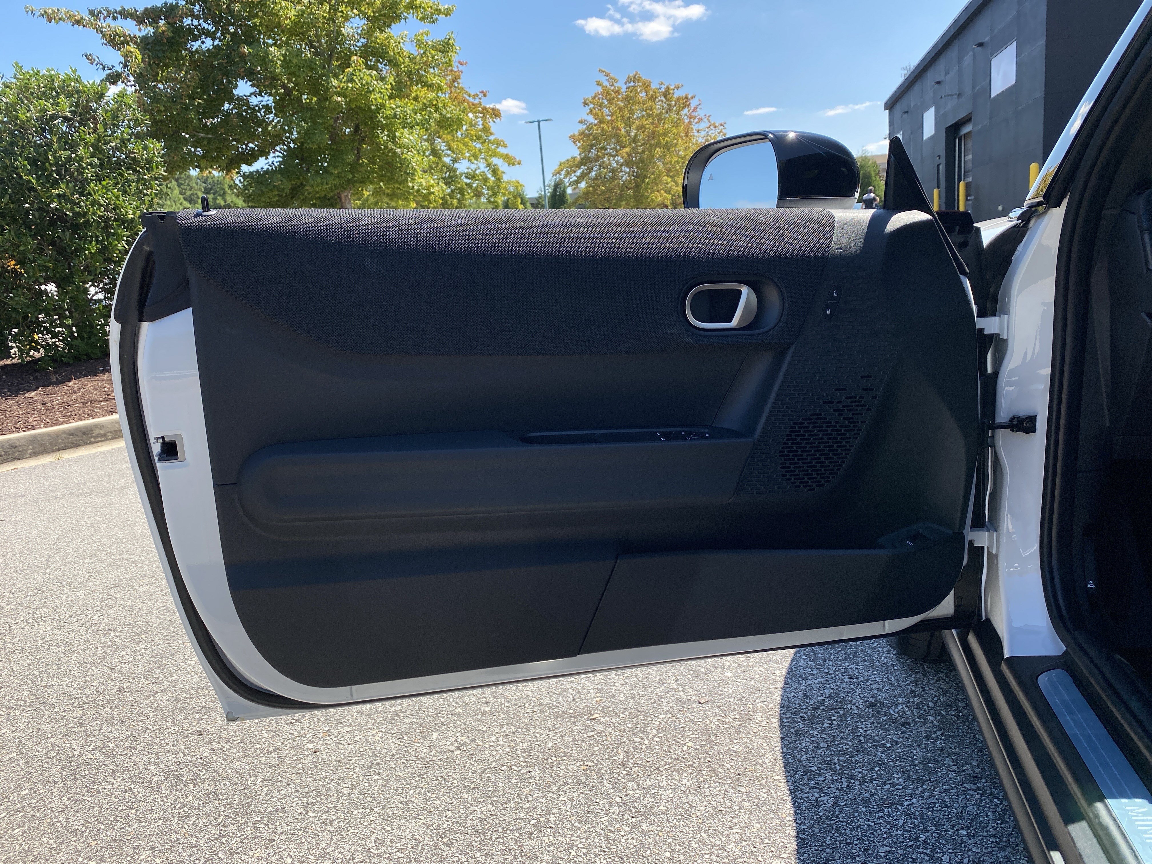 Used 2026 MINI Cooper 2-Door Hardtop FWD image 17