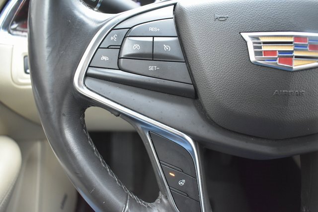 Used 2018 Cadillac XT5 Luxury w/ LPO, Wheel Lock Package image 22