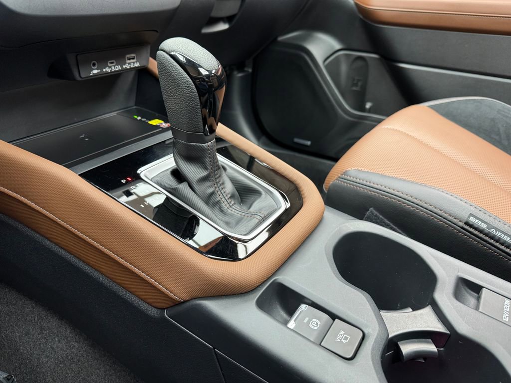 Used 2025 Subaru Forester Touring image 21