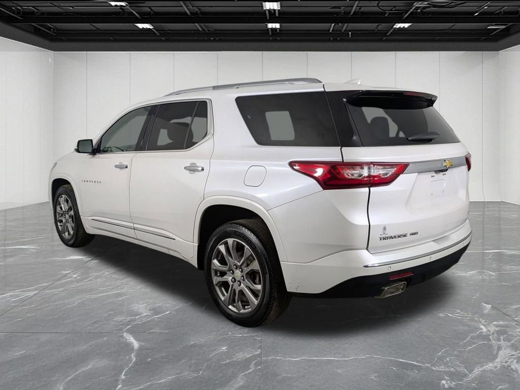 Used 2018 Chevrolet Traverse Premier image 3
