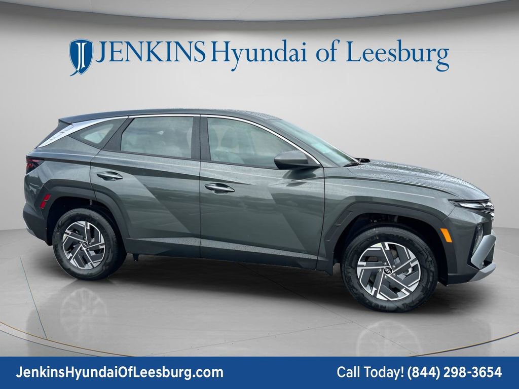 New 2026 Hyundai Tucson Blue SE AWD/4WD image 2