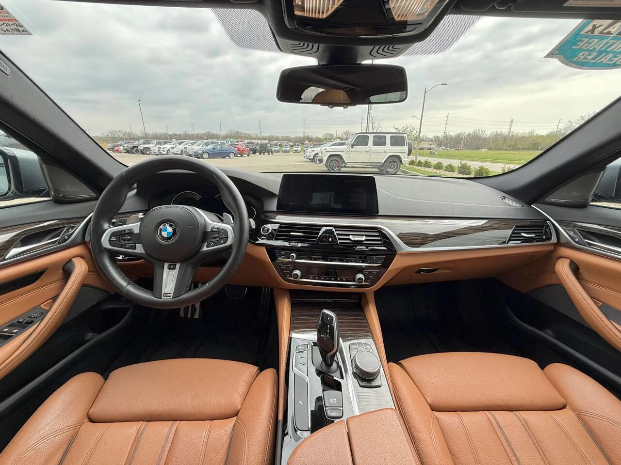 Used 2019 BMW 530i xDrive w/ M Sport Package image 15