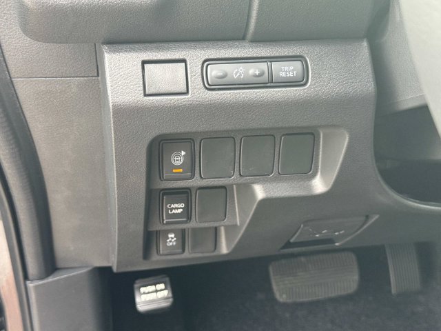 New 2027 Nissan Frontier SV RWD image 23