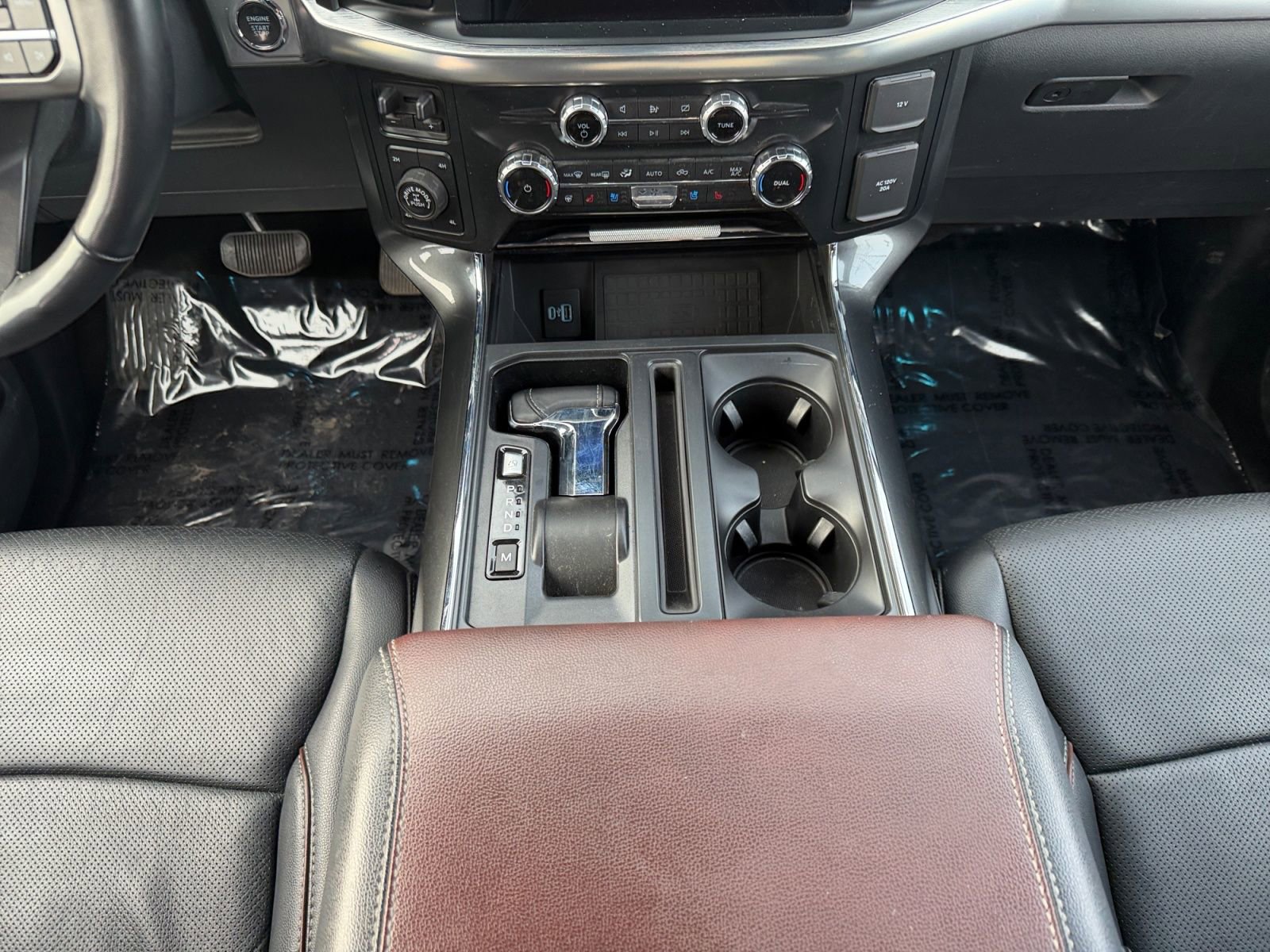 Used 2022 Ford F150 Lariat w/ Equipment Group 502A High image 11