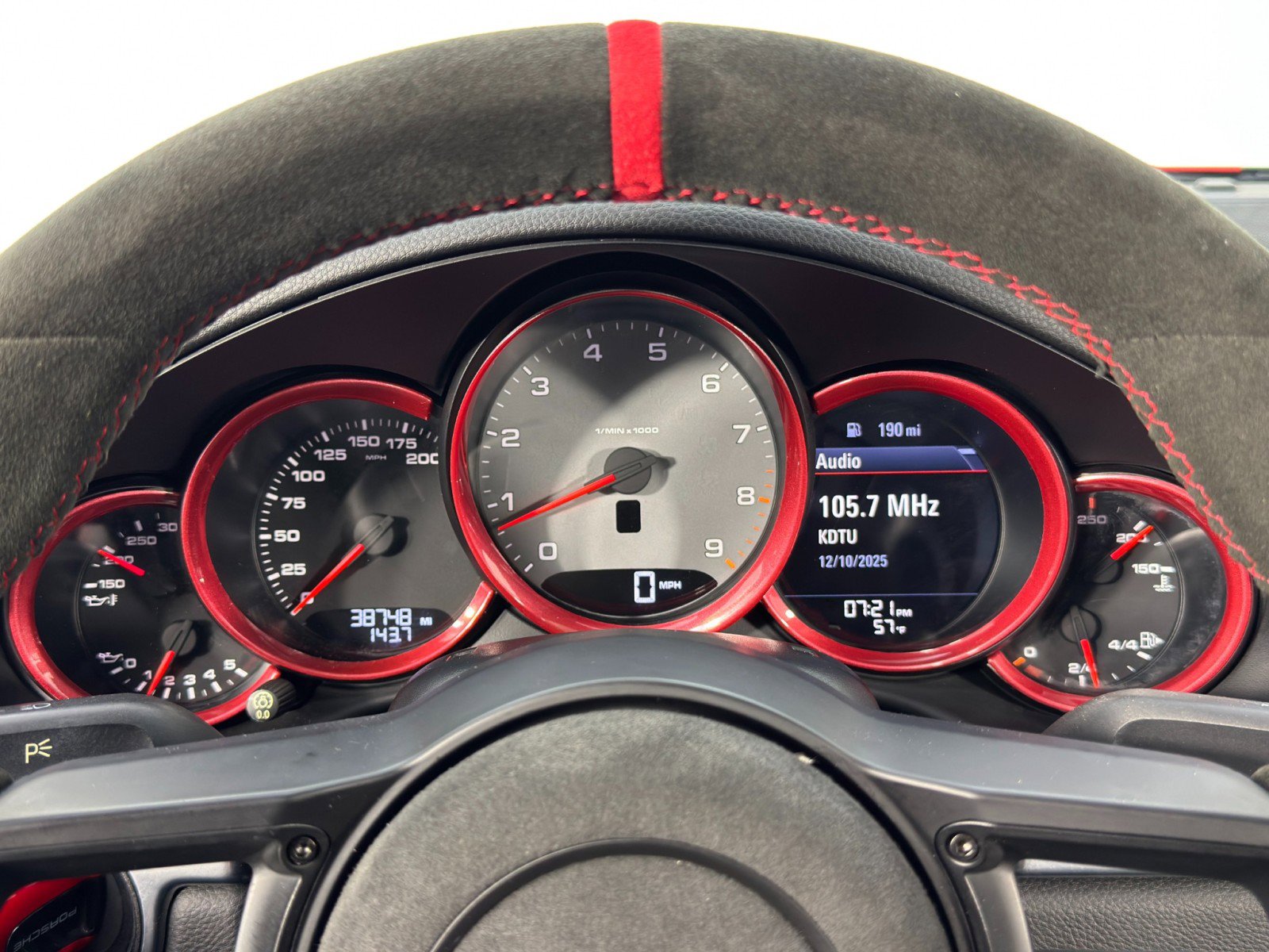 Used 2015 Porsche 911 Carrera 4S AWD/4WD image 20