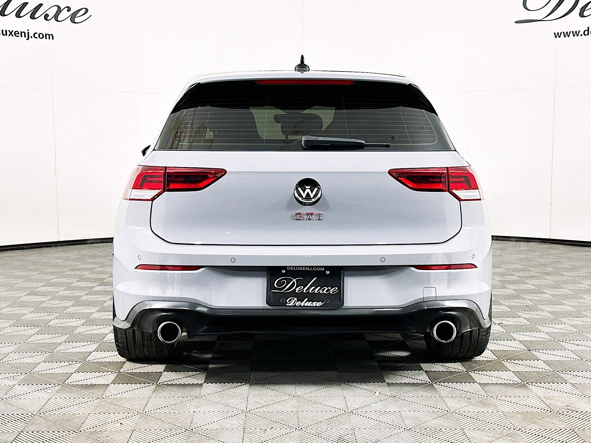 Used 2024 Volkswagen GTI SE w/ SE Leather Seats Package image 5