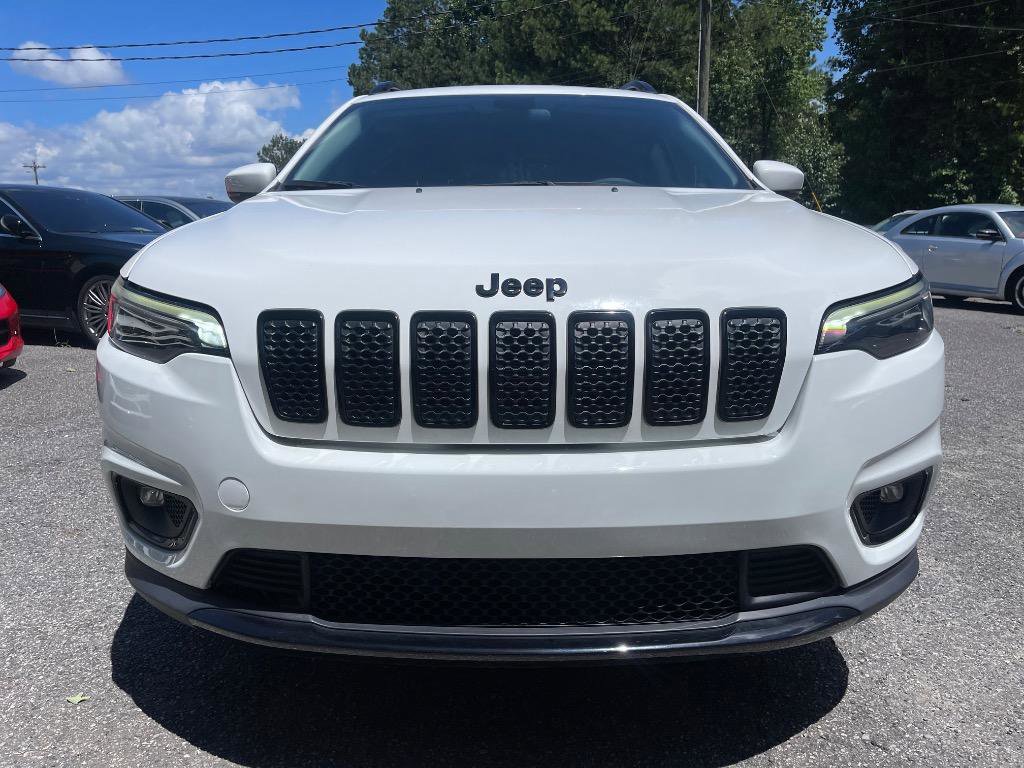 Used 2020 Jeep Cherokee Latitude Plus image 3