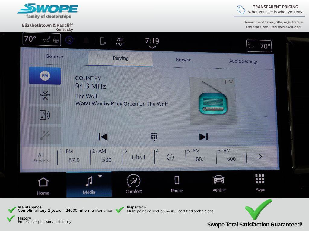 Used 2024 Chrysler Pacifica Touring-L FWD image 23