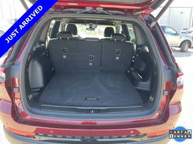 Certified 2024 Jeep Grand Cherokee Altitude AWD/4WD image 13